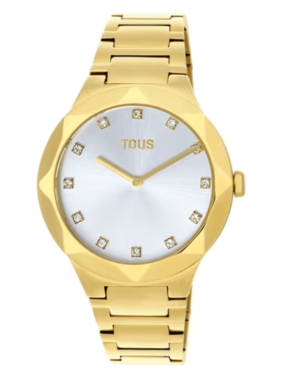 TOUS KARAT ROUND Inspirado en las tallas de las gemas preciosa, se unen en diseño de reloj analógico de caja redonda con brazalete de acero IPG dorado,