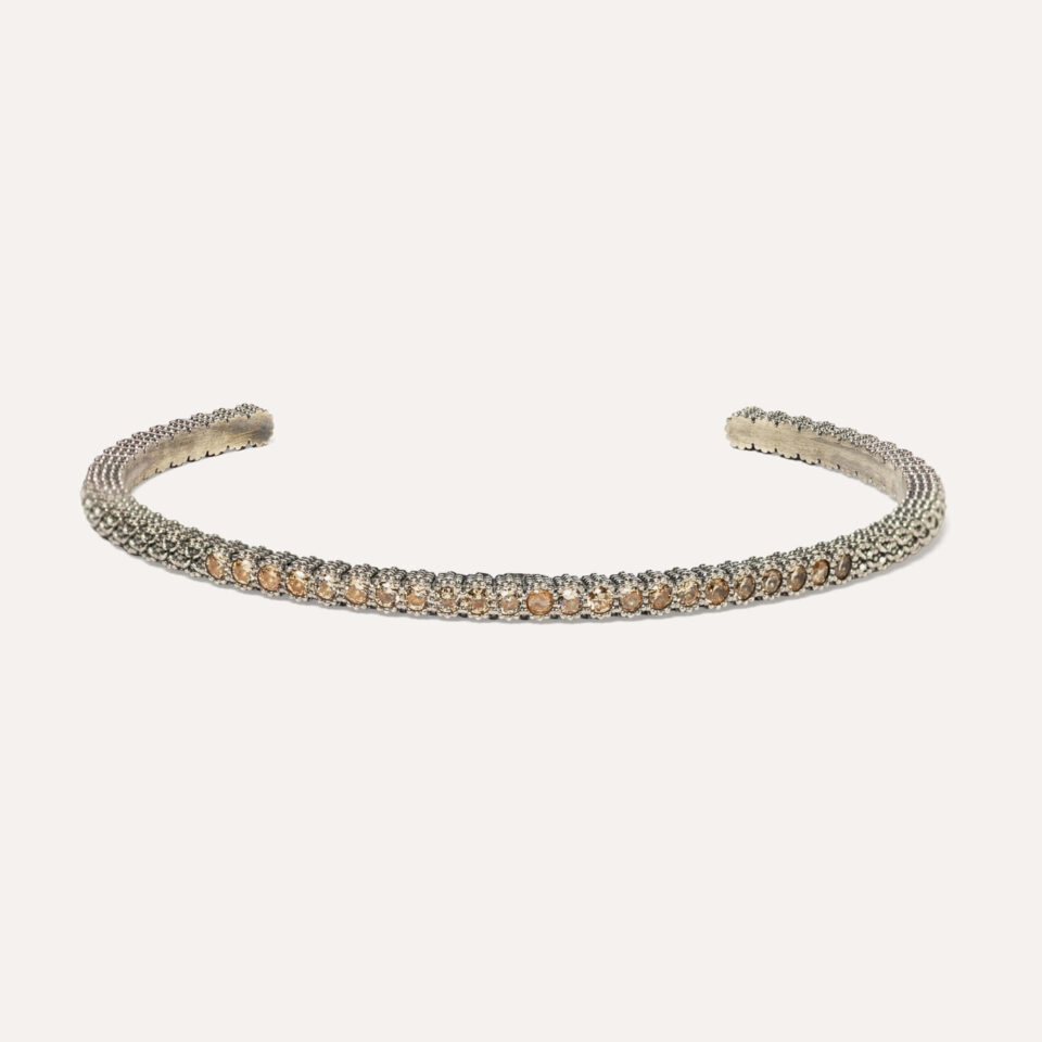 Pulsera SUNFIELD PU065200 tipo esclava hecha en plata de ley con acabado envejecido, con circonitas de colores de 2 mm talla brillante,