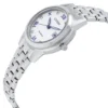 El modelo Citizen Lady Elegance es un reloj para mujer con movimiento eco-drive con esfera plateada con indices en azul dando un toque más fino al reloj.