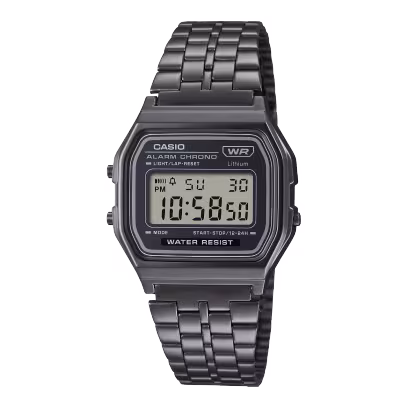 El modelo CASIO A158WETB-1AEF es un reloj con toque retro, pequeño e indispensable en tu armario, ya que con su color dorado y caja clásica