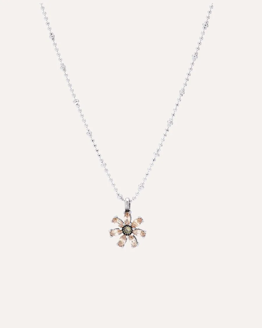 COLLAR SUNFIELD CL068491 es de plata con circonitas talla brillante. muestra una piedra central en otra talla creando forma de flor,