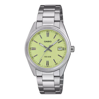 El modelo CASIO UTP-1302PD-3A2VEF es un reloj con toque retro, analógico y atrevido, por su cadena de acero y caja de color verde claro.